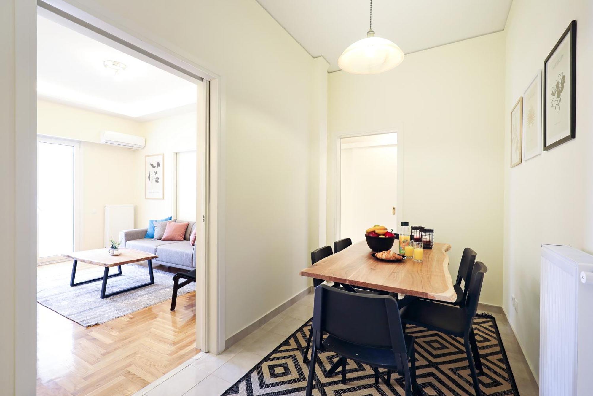 Cozy 3 Bedroom Retreat Next To Kolonaki - Greecing