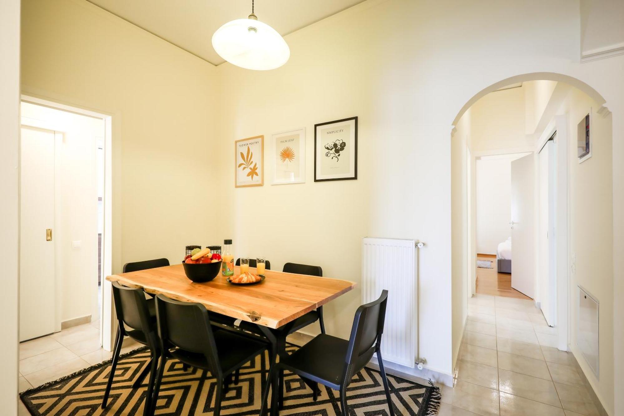 Apartment Cozy 3 Bedroom Retreat Next To Kolonaki - Greecing *
