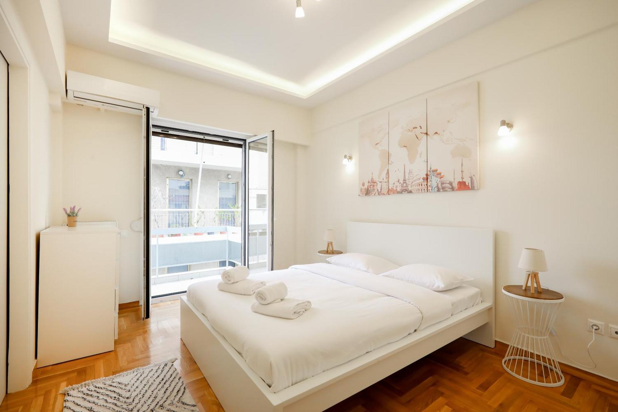 Cozy 3 Bedroom Retreat Next To Kolonaki - Greecing *